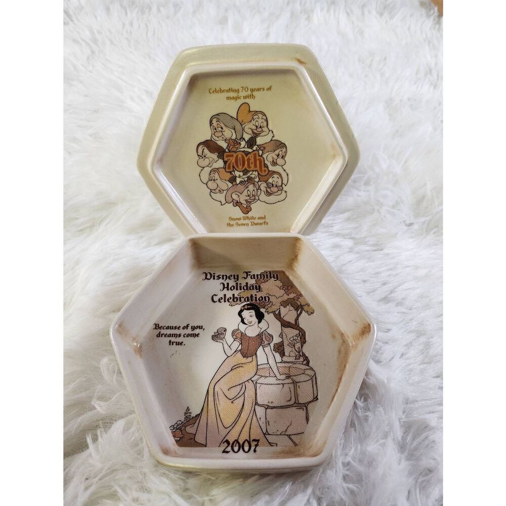 Disney Snow White & Seven Dwarfs 70th Anniversary Porcelain Jewelry Trinket Box